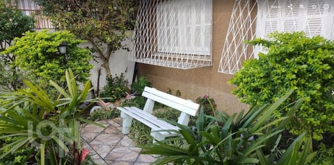 Image 1 - 264666